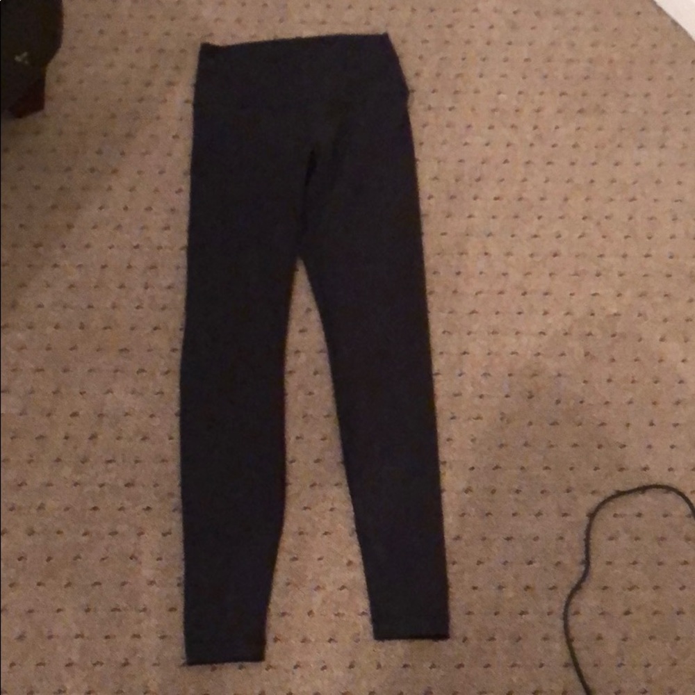 Lululemon size 4 black leggings